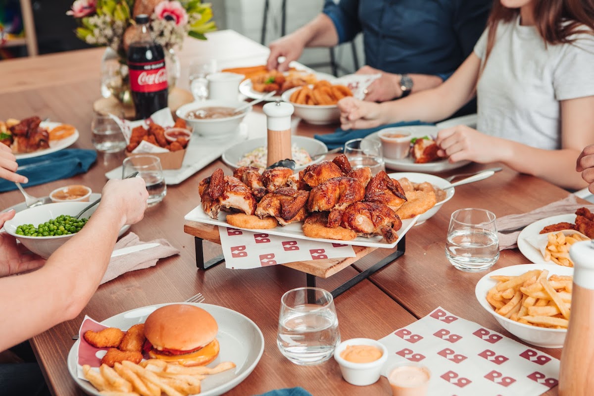 Red Rooster - Morwell Photo 3